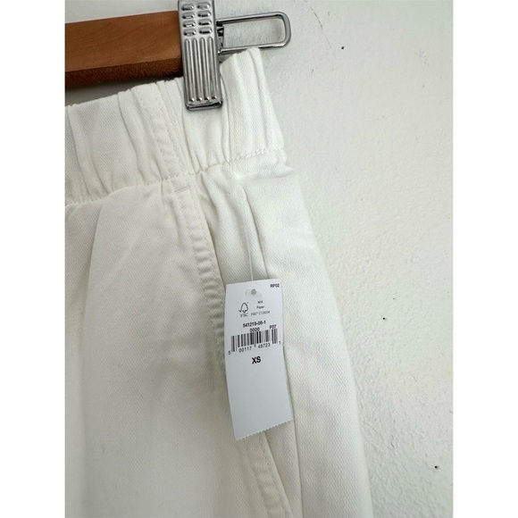 NWT • Gap • Mid Rise Twill Cargo Pants in New Off White - Picture 9 of 11